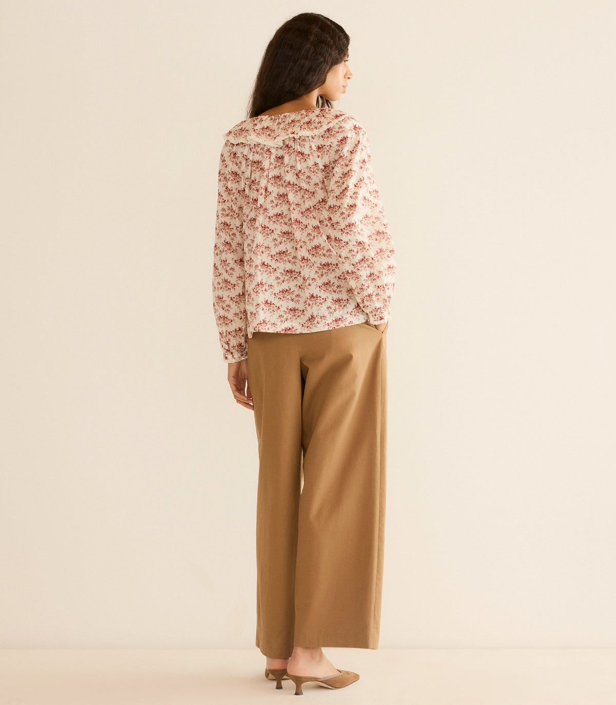 JEAN TOP -- IVORY ROSIER FLORAL