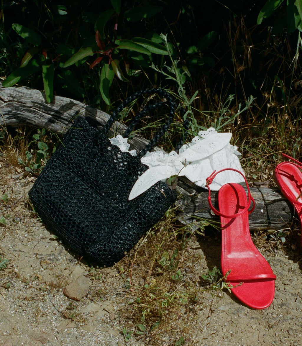 ORLA BAG -- BLACK RAFFIA