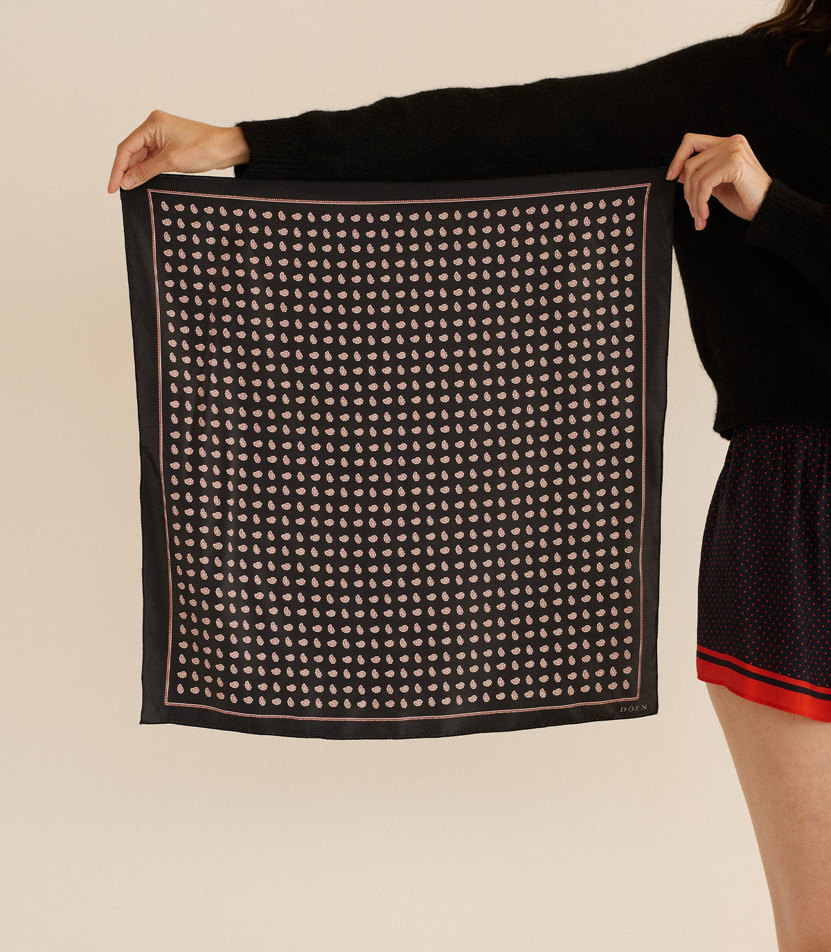 PETIT PENNY BANDANA -- CARDINALE FOULARD