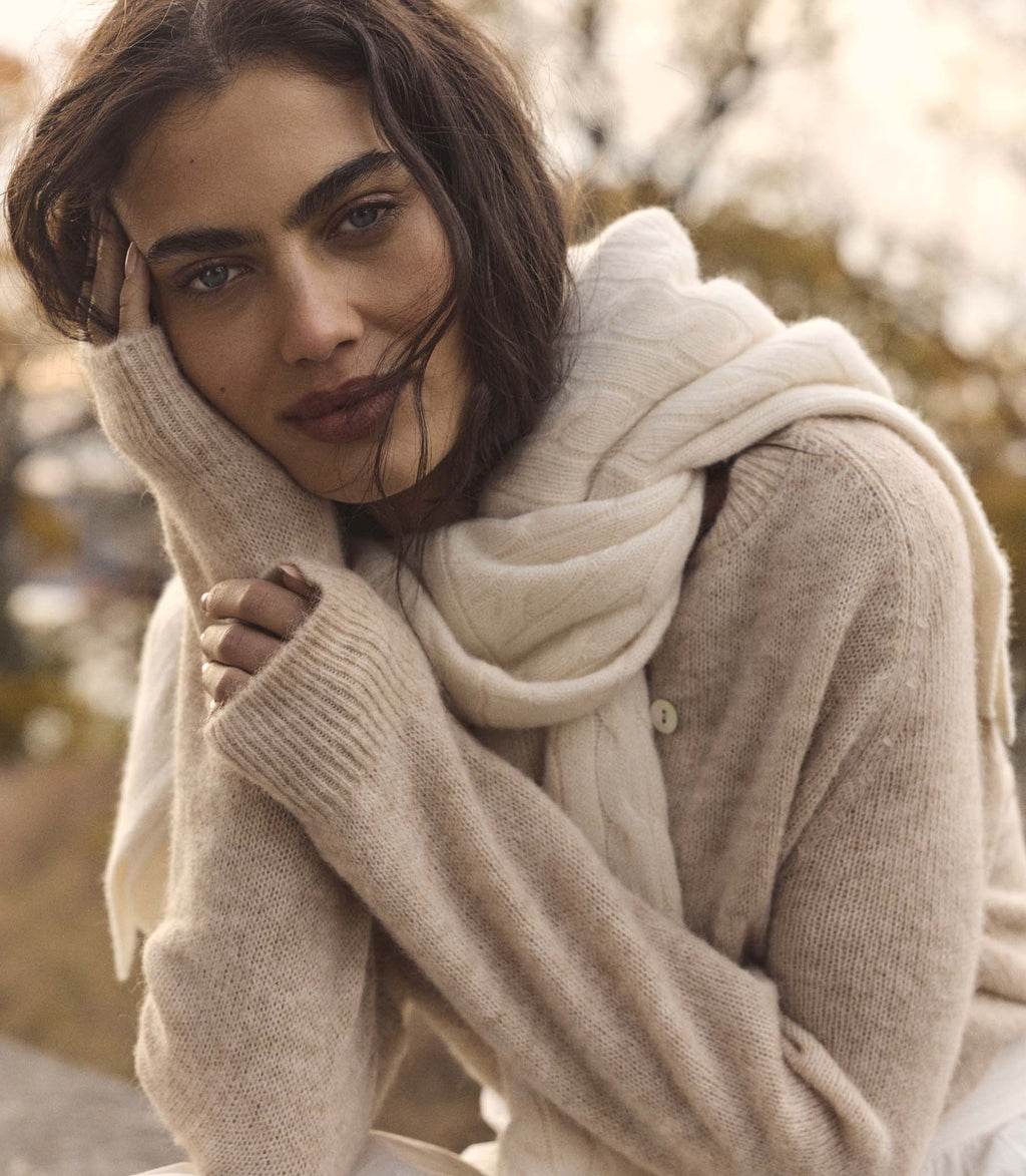 PETRA CARDIGAN -- HAZELNUT CREME