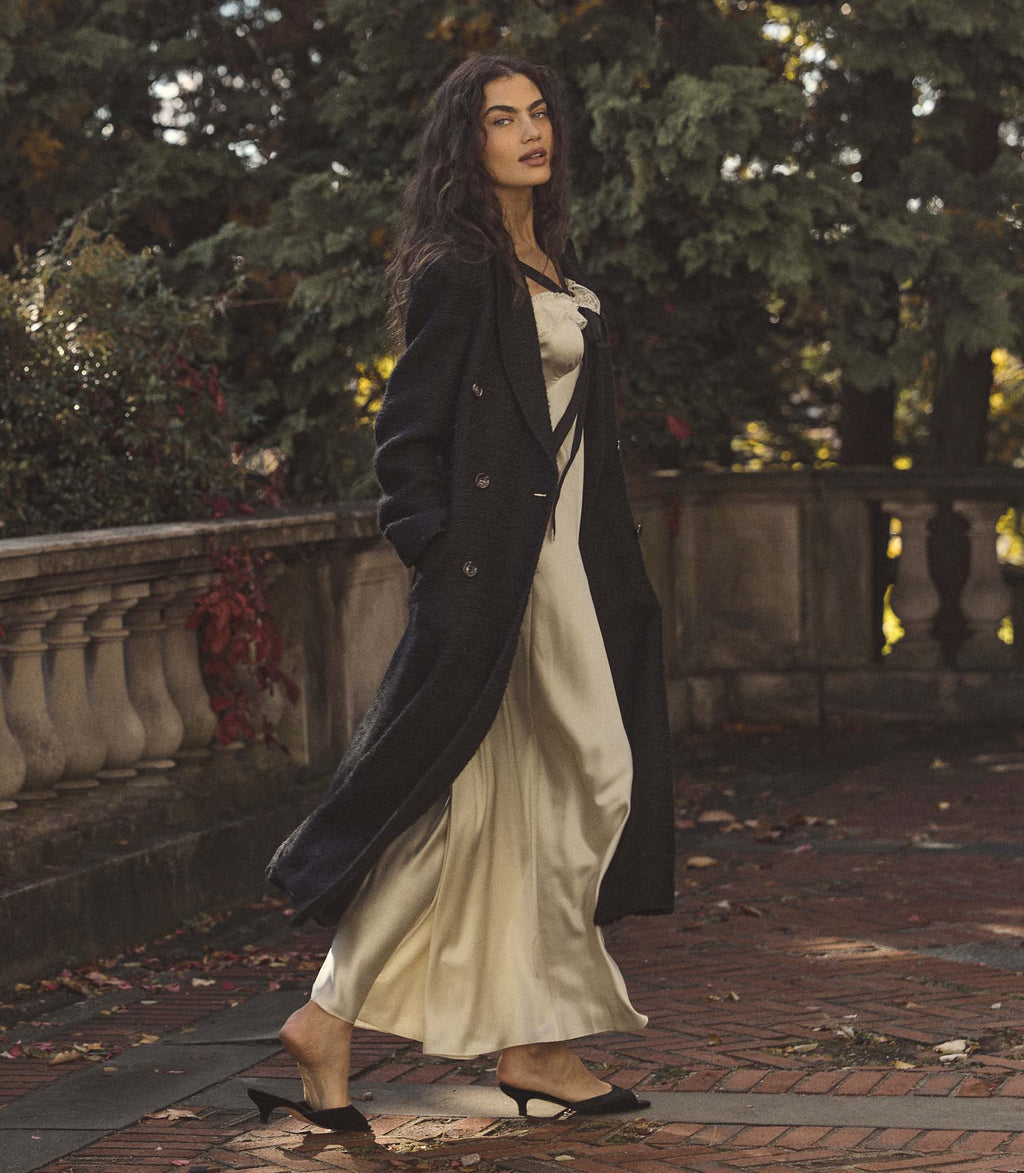 WILHELMINA COAT -- BLACK