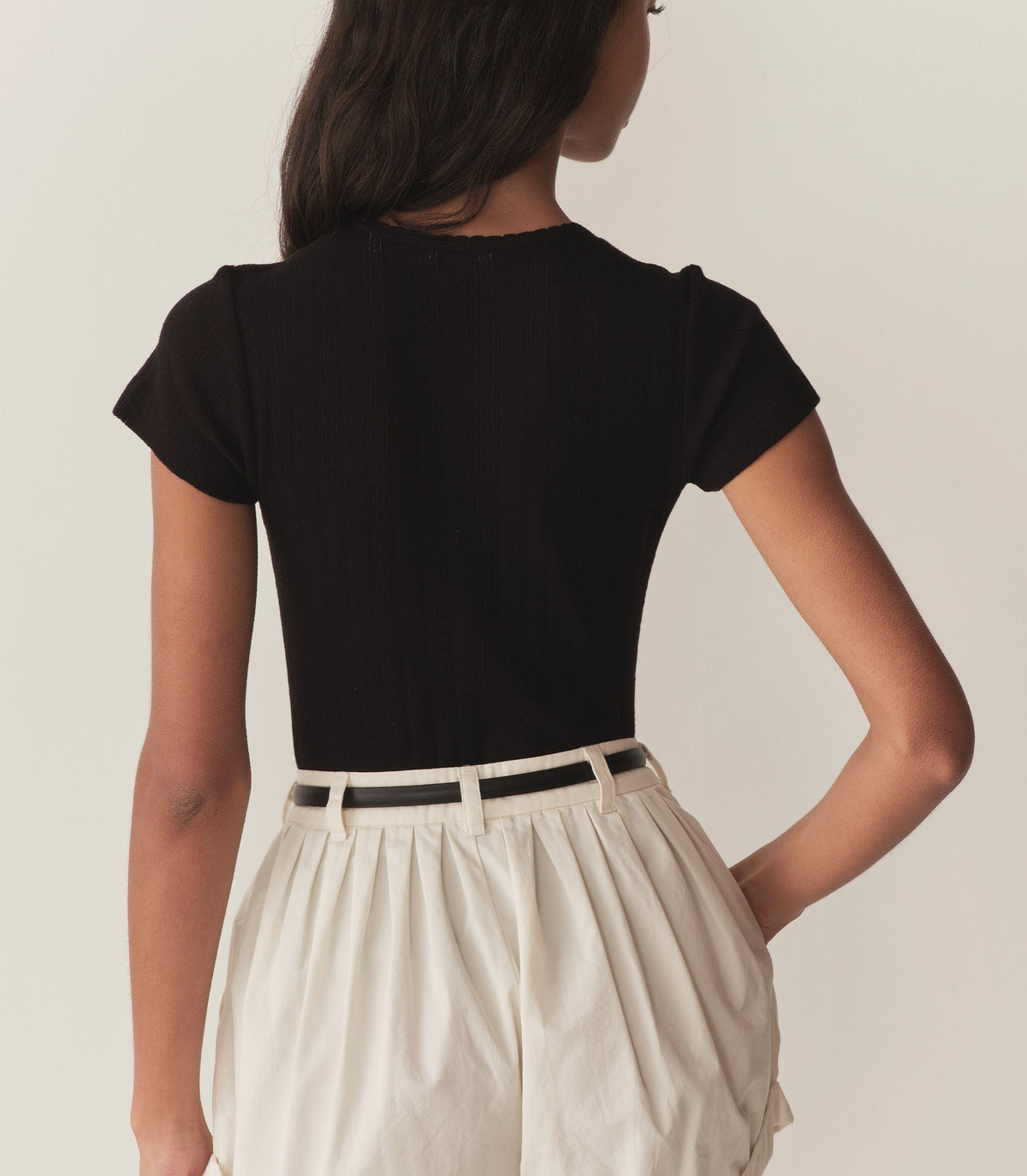 VIVI TEE -- BLACK QUELLE JOLIE POINTELLE
